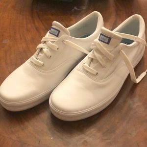 All white Women’s Size 11 Keds sneakers